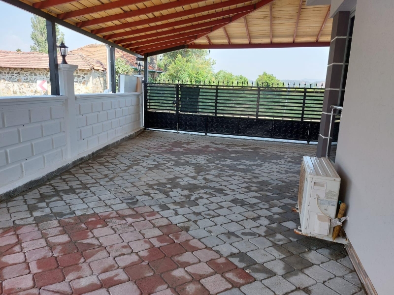 Villa Liya
